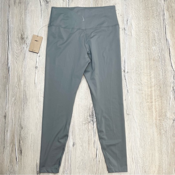 Nike Yoga Dri-Fit Leggings - Picture 2 of 10